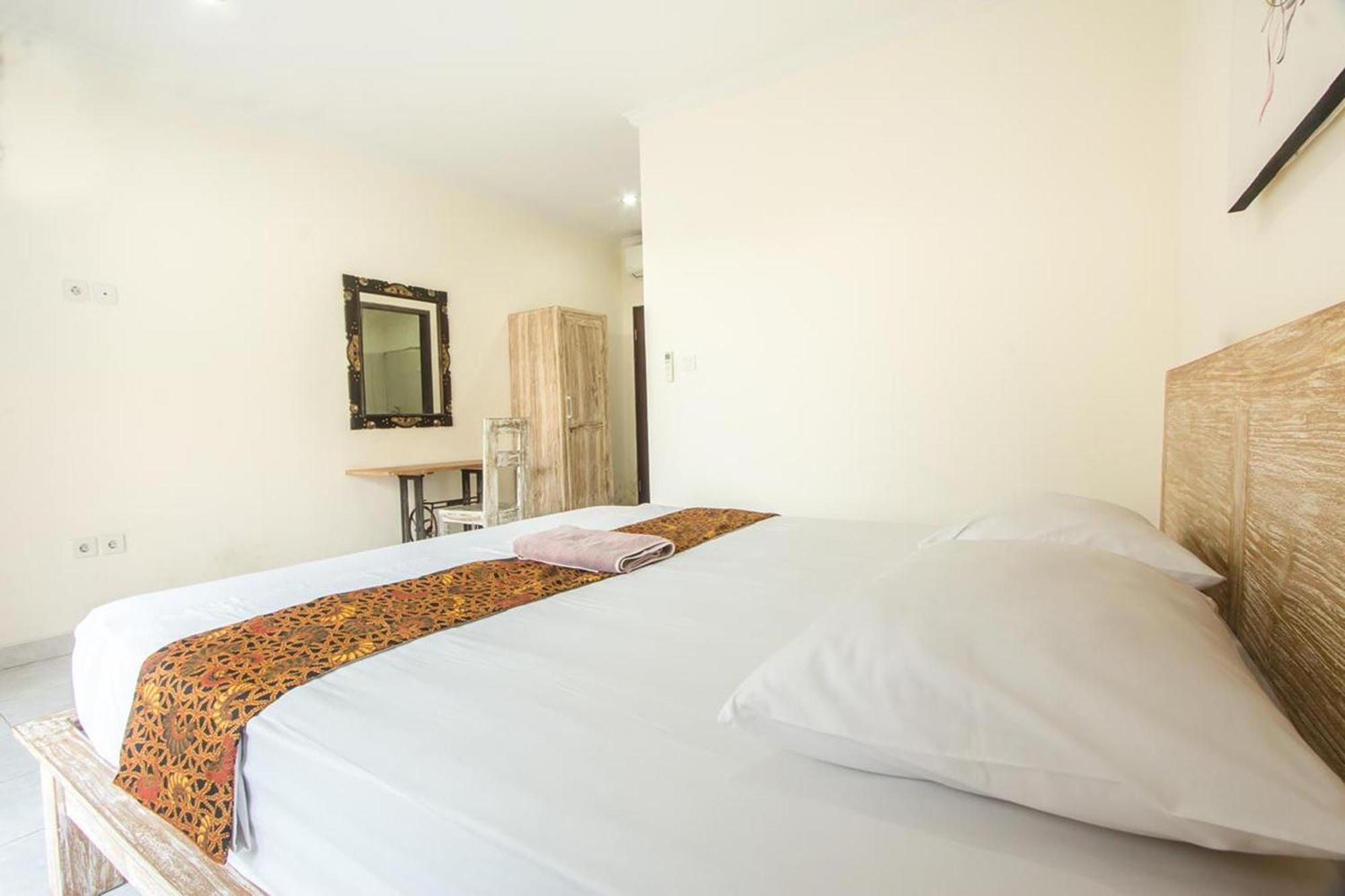 Azalea Homestay & Villa Canggu Extérieur photo