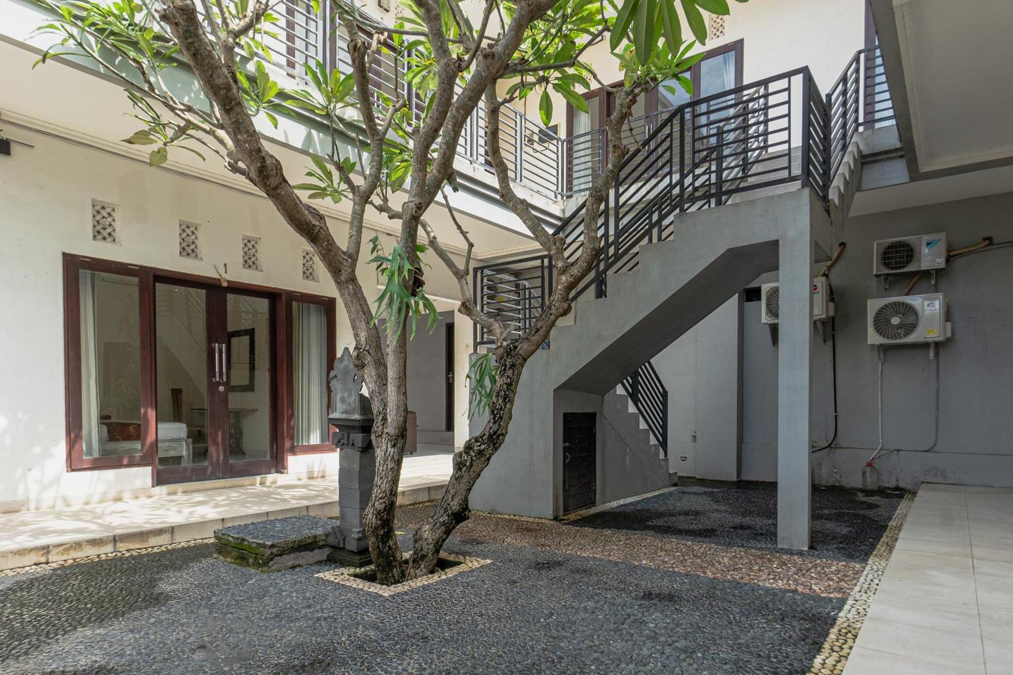 Azalea Homestay & Villa Canggu Extérieur photo